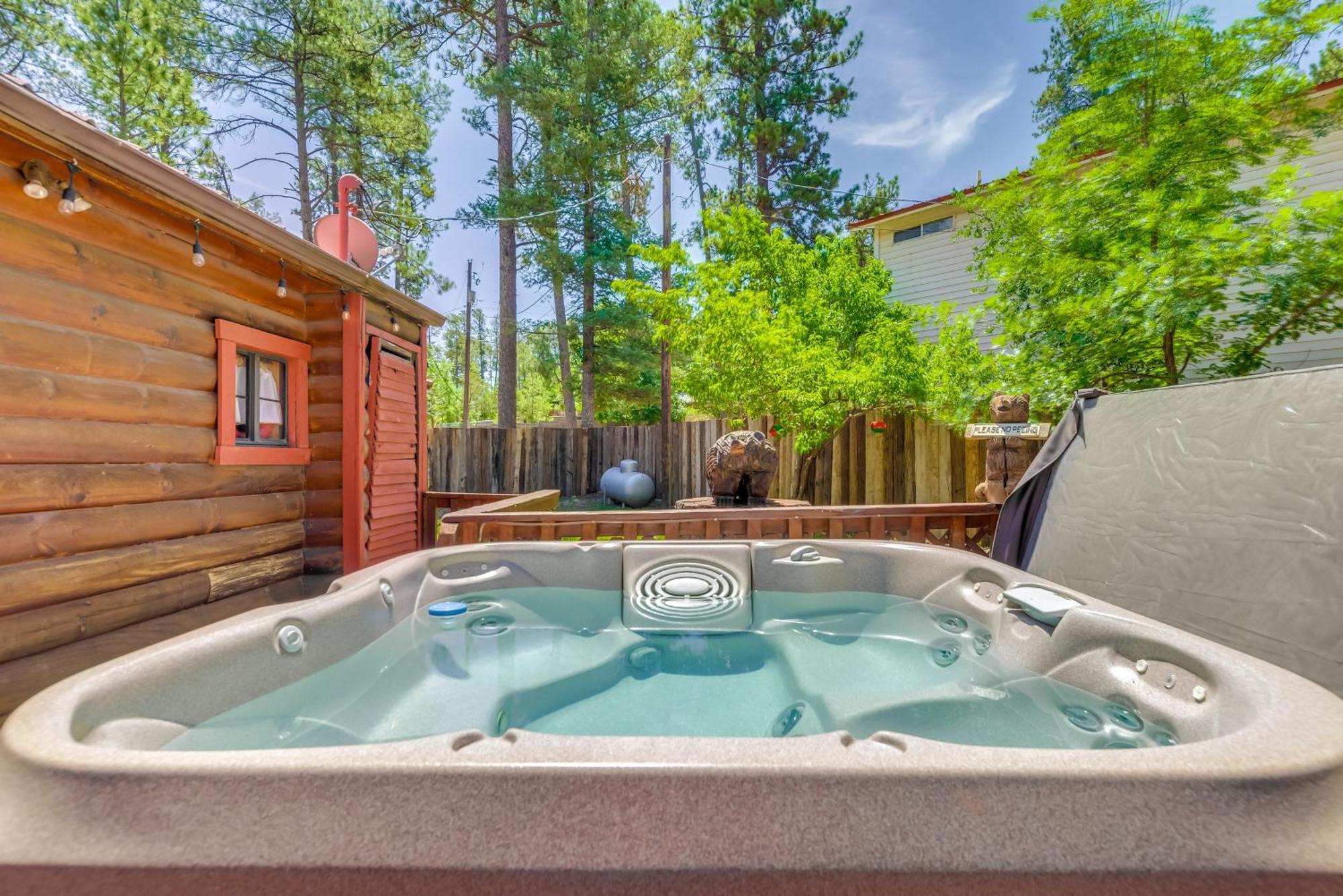 Unique Bear Country Cabin In Ruidoso With Hot Tub! Buitenkant foto