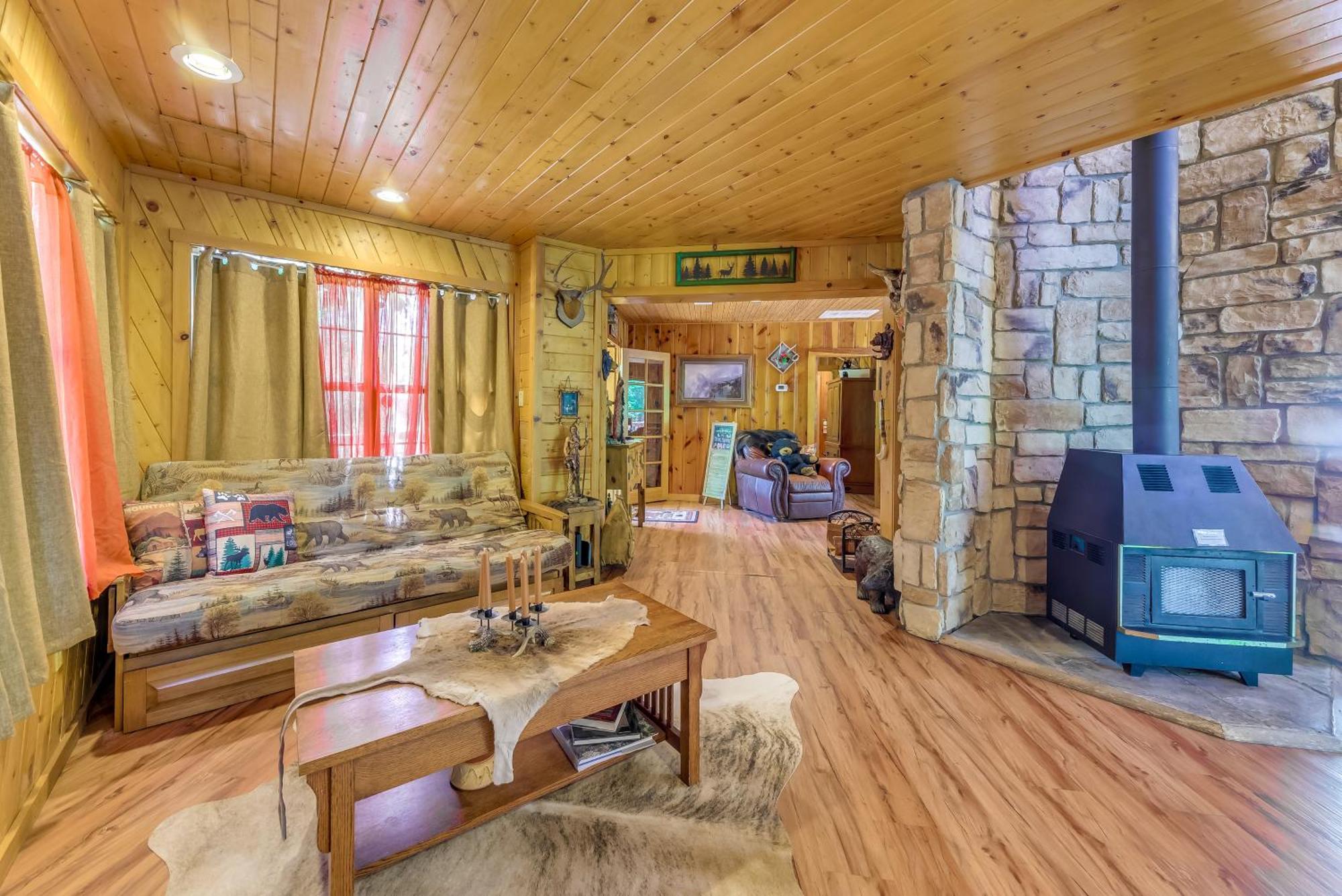 Unique Bear Country Cabin In Ruidoso With Hot Tub! Buitenkant foto